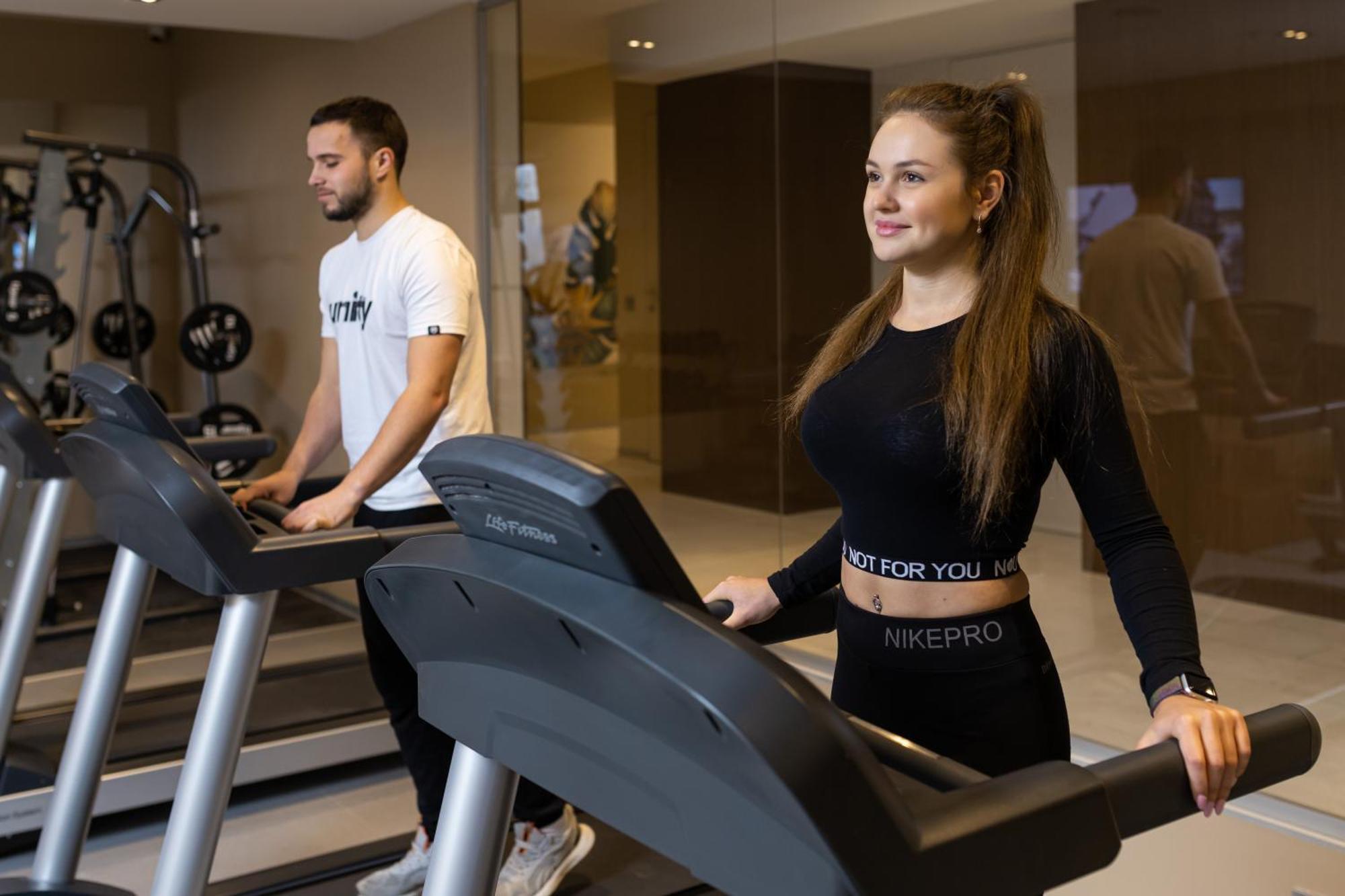 Premier Hotel Dnister Lviv Exteriör bild
